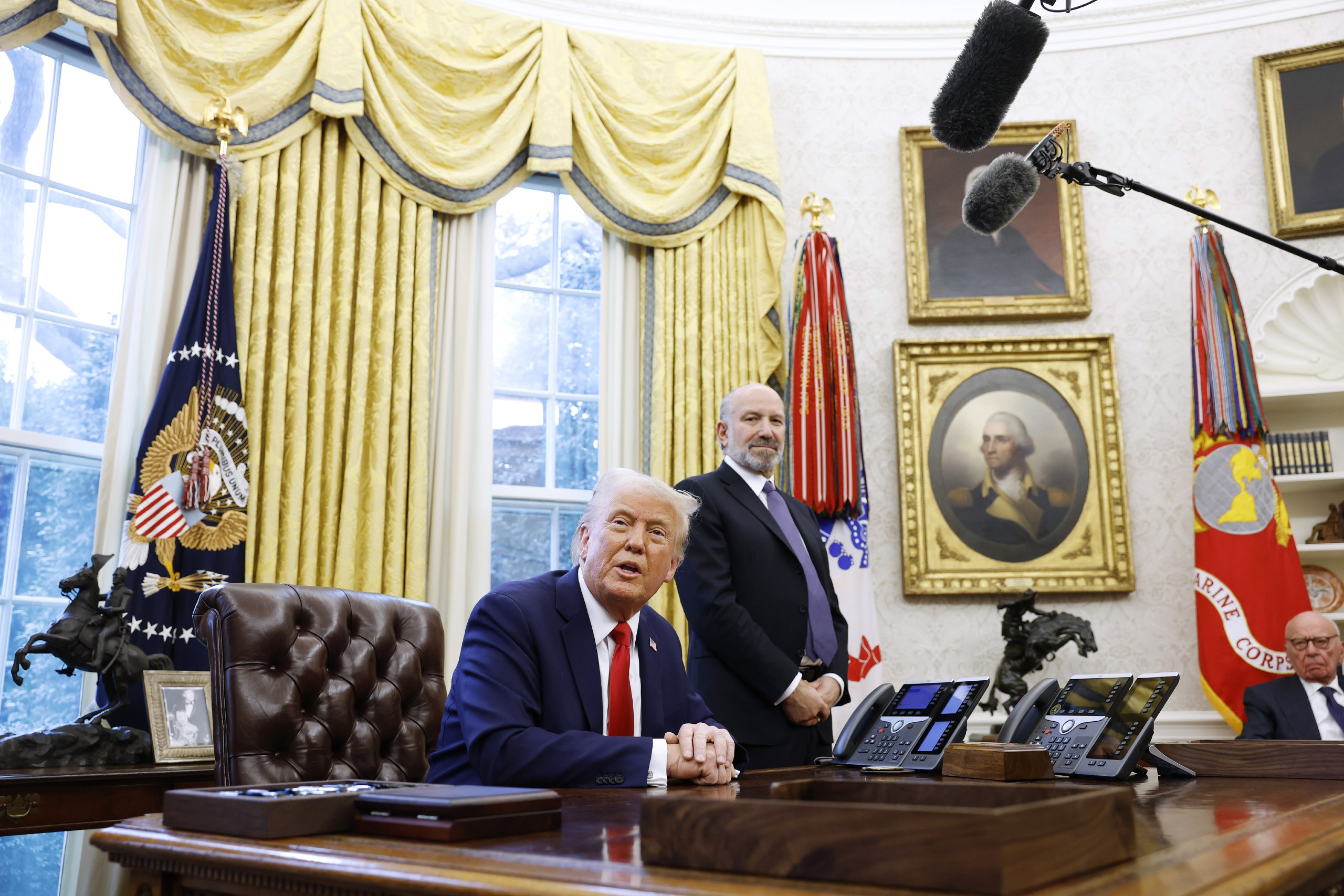 White House executive order purports to limit mail-in voting, mandate federal voter lists